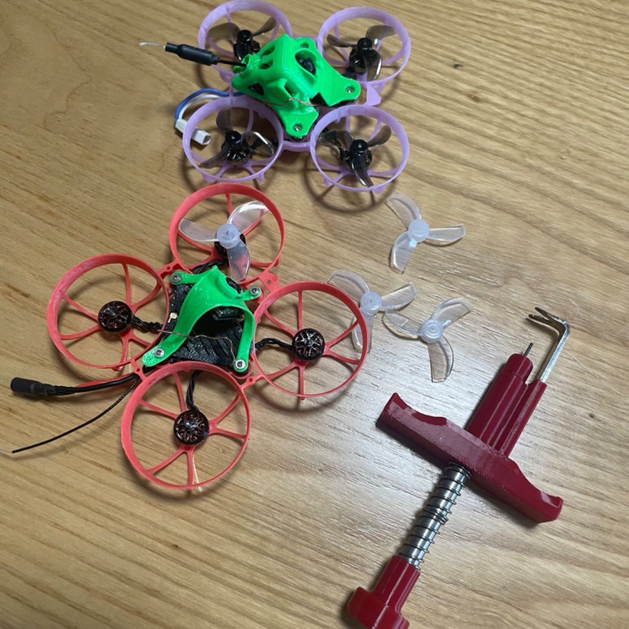 DT Propeller Puller Tinywhoop  - Drone Racing Gate review and price